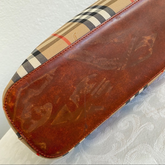 Burberry check tote - Picture 10 of 11